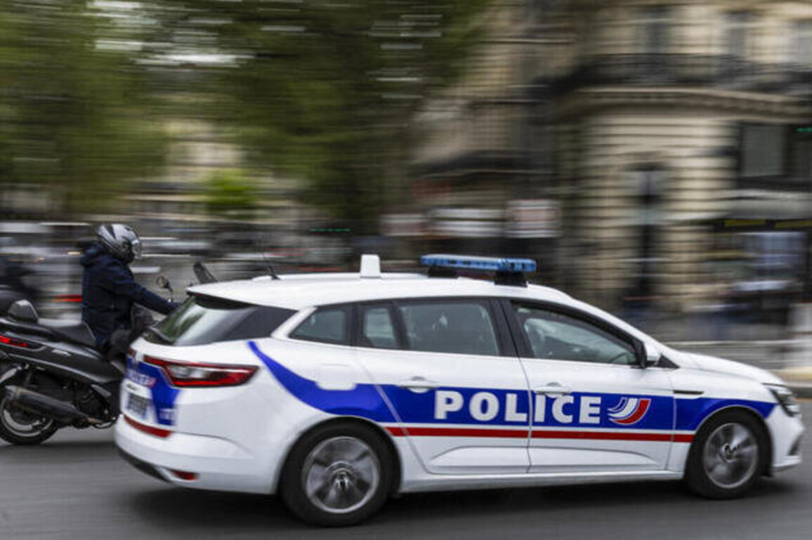 Paris police arrest three for spying and promoting Russian propaganda