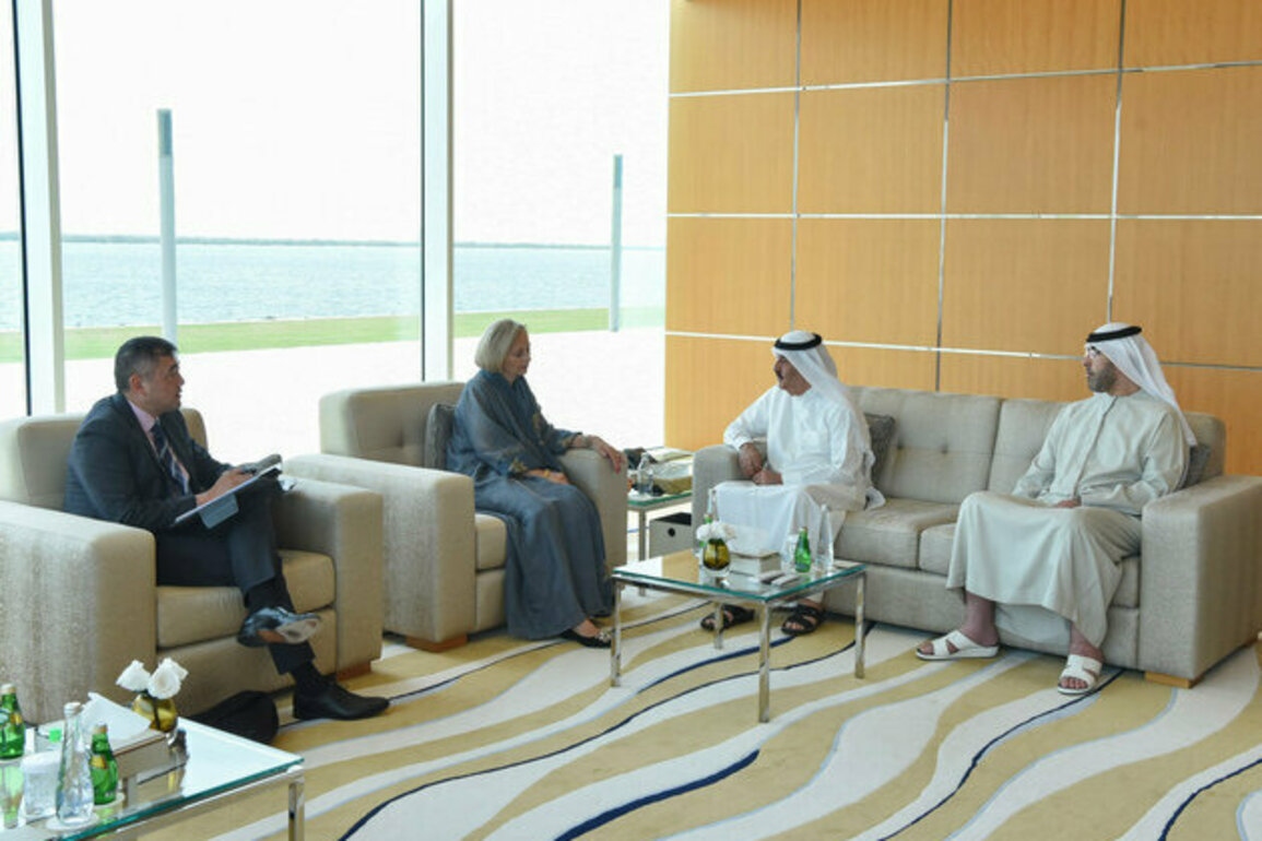 Umm Al Qaiwain Ruler receives US Ambassador