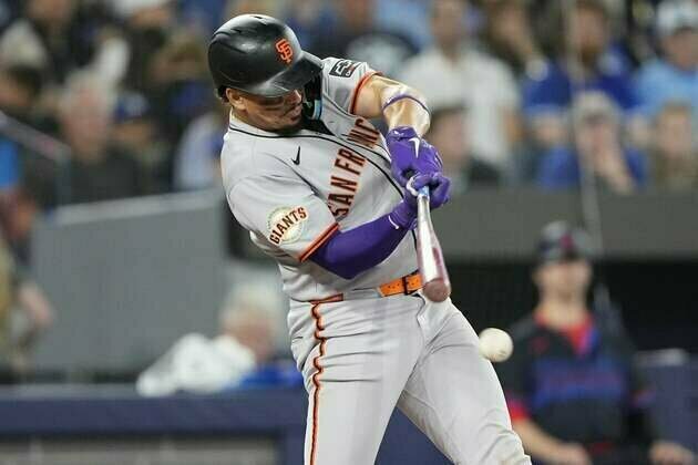 After historic shutout, Giants look to cash in vs. Blue Jays