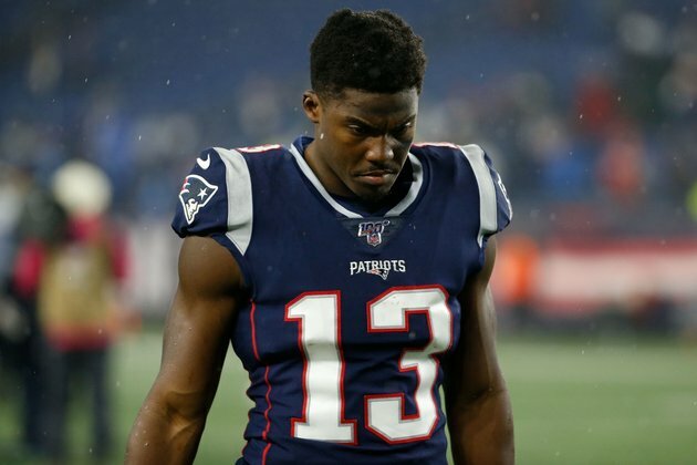 Seahawks put WR Dorsett (foot) on IR