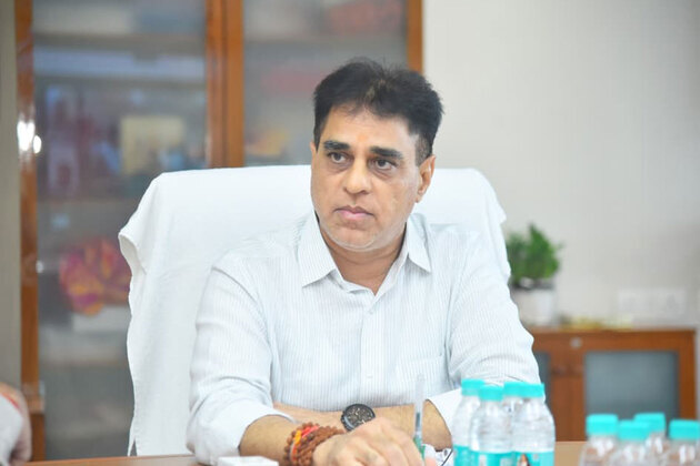 Gujarat: Food and Drug Regulatory Authority cracks down on sale of spurious medicines in Ahmedabad