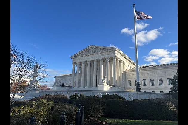 Federal courts face furloughs, cutbacks as shutdown drags on