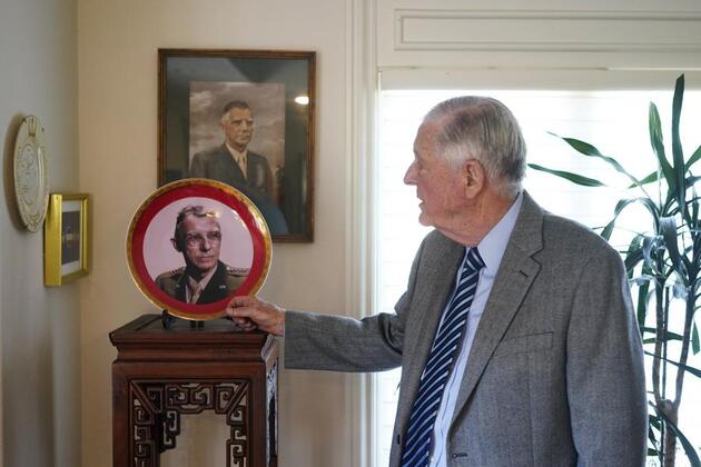 Feature: Former U.S. general remembered in China: A wartime friendship that endures