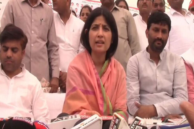 SP MP Dimple Yadav attacks Centre over rising inflation, "shortage" of LPG cylinders