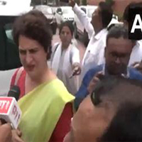 "This is surprising...": Priyanka Gandhi on Congress MP R Sudha's gold chain snatching