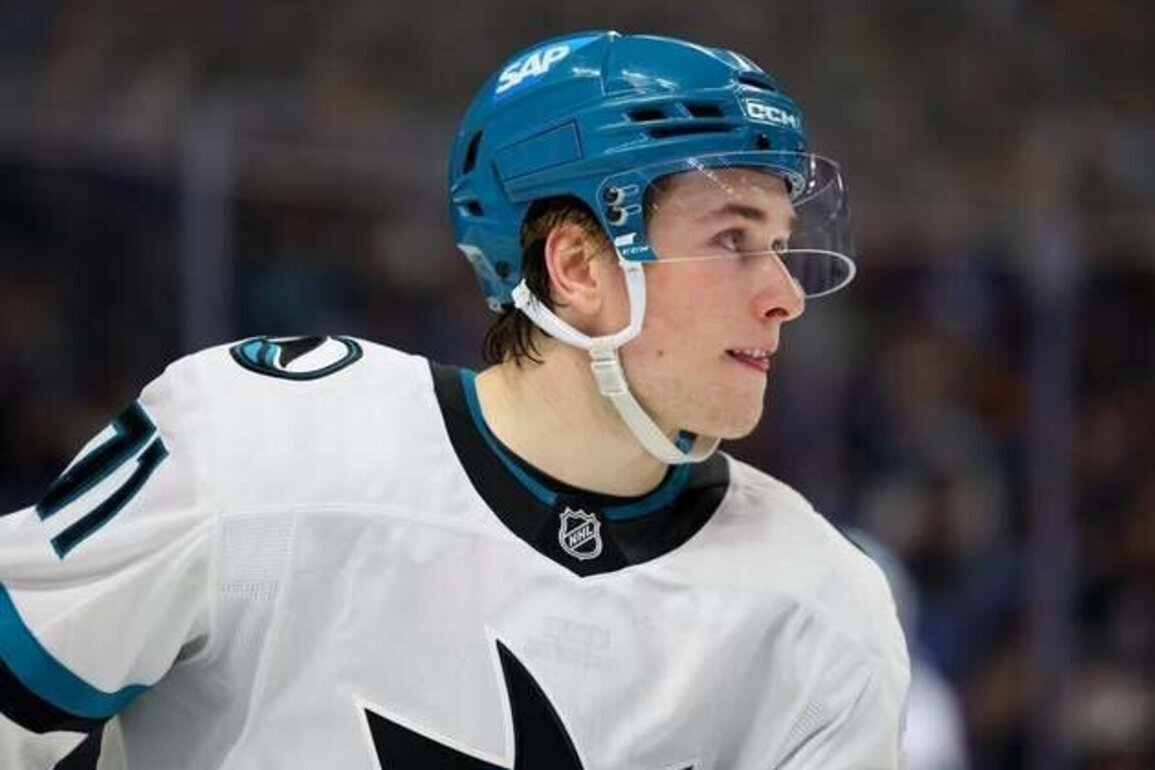 Macklin Celebrini, Sharks set sights on surging Senators