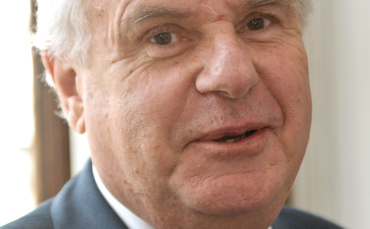 Former City minister Lord Myners dies aged 73 - Vimarsana News