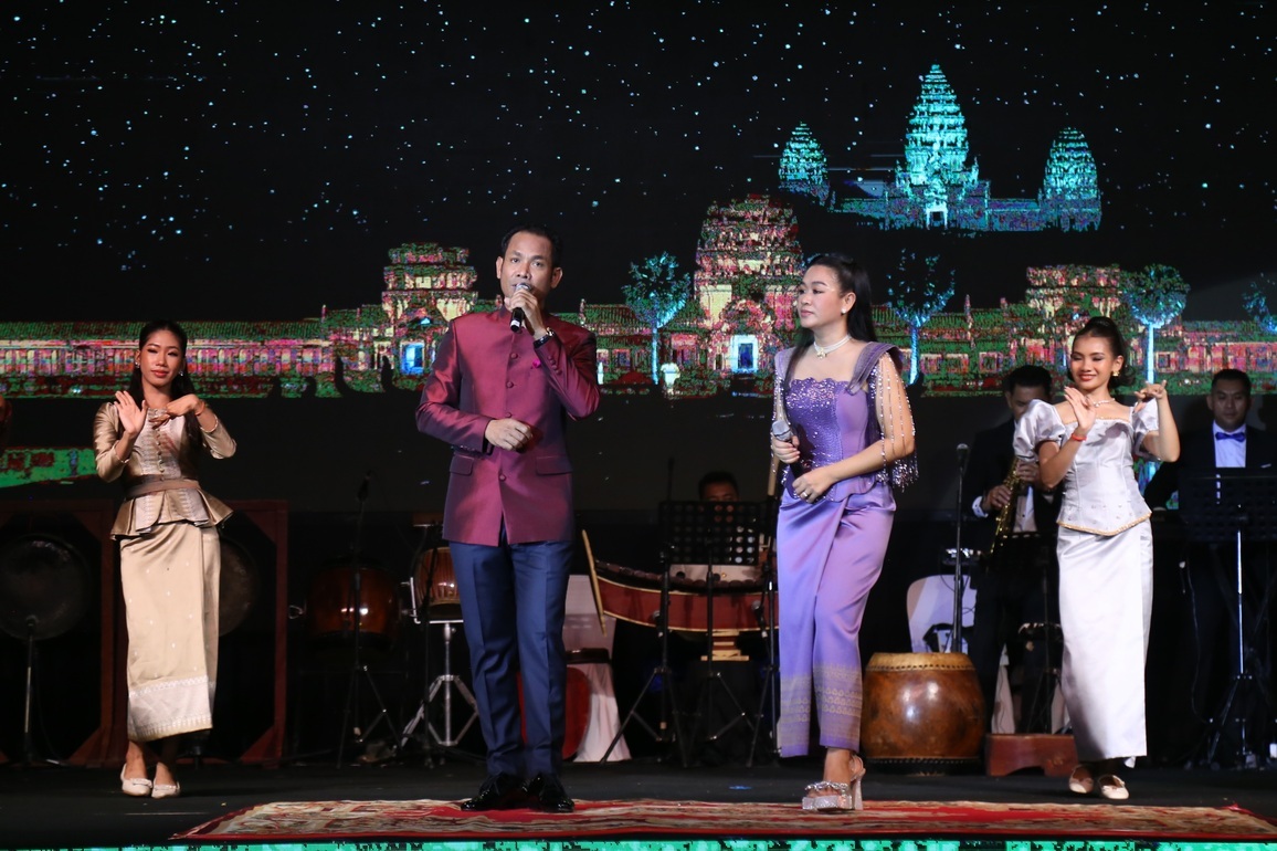 CAMBODIA-SIEM REAP-INT'L STREET ART PERFORMANCE
