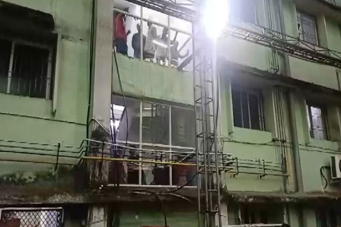 Odisha: 10 dead after a fire broke out at SCB Hospital ICU centre, CM Manjhi announces 25 lakh compensation