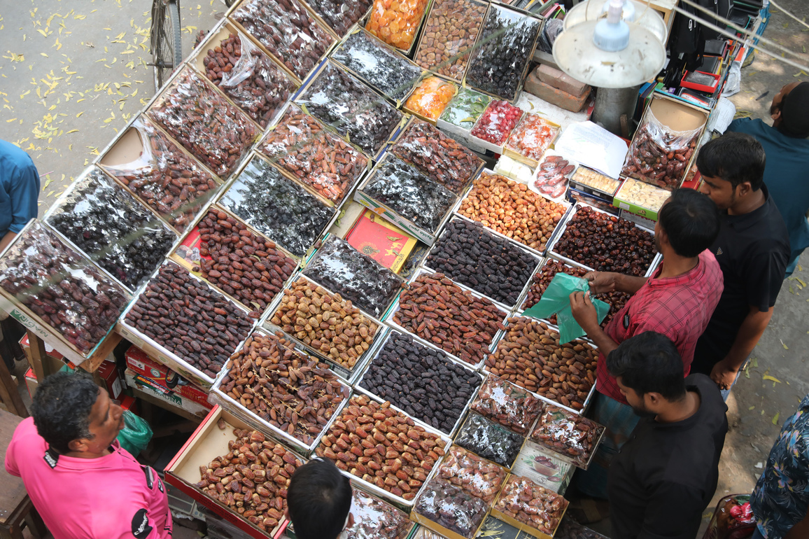 BANGLADESH-DHAKA-RAMADAN-PREPARATION