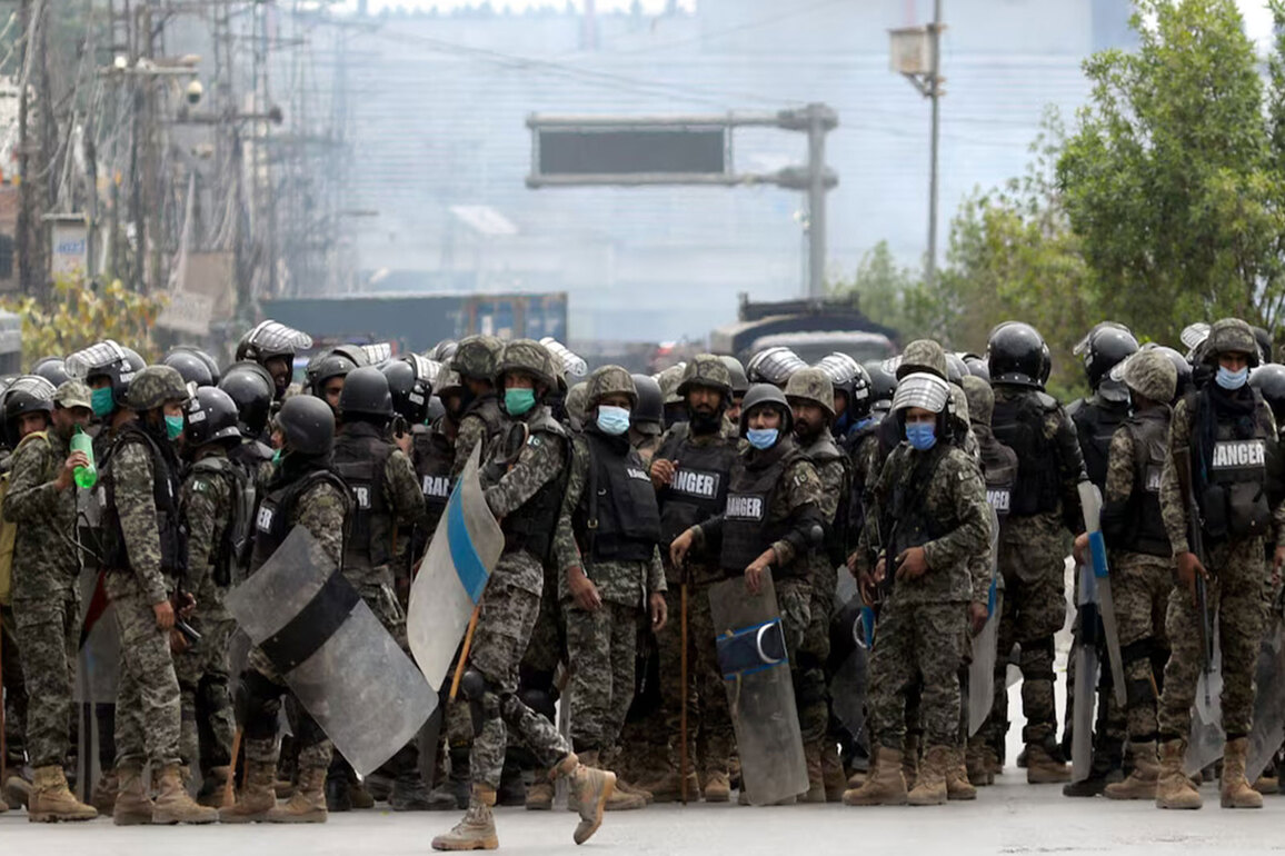 Pakistan on edge as crackdown on TLP intensifies; 170 detained, protesters allege "lethal weapons" used