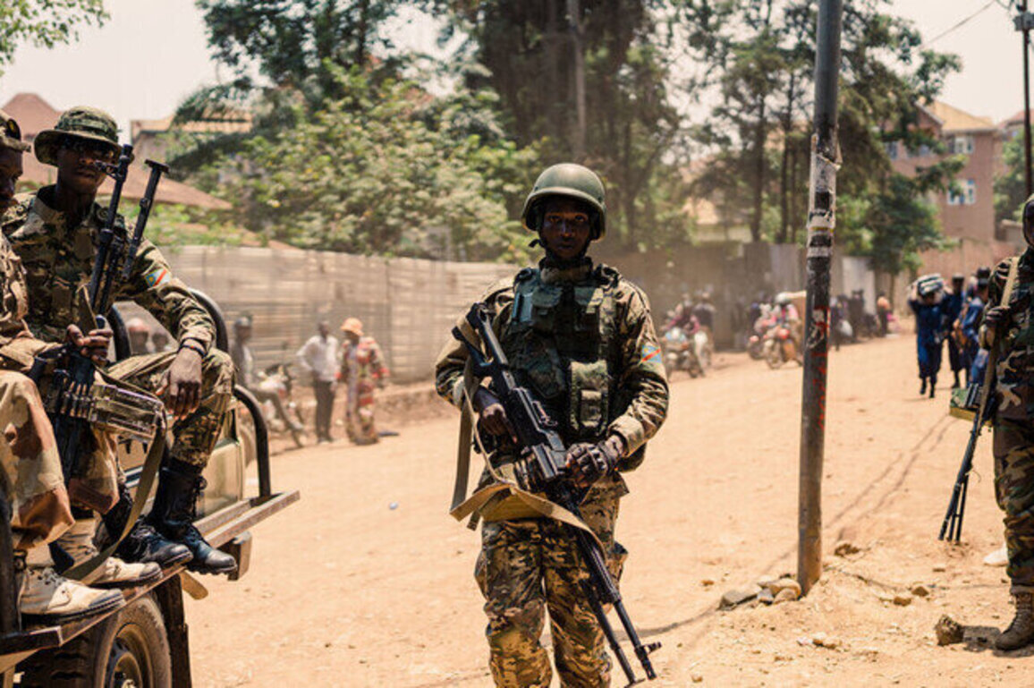 Mass graves discovered in DR Congo  media