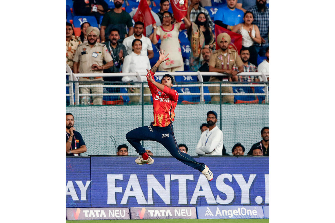 PBKS' Shedge speaks on conversations with Dhoni on 'finisher' role