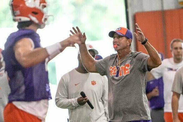 ACC Primer: Can Miami -- or Georgia Tech -- catch Clemson?