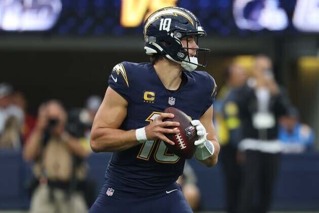 Chargers, with or without Justin Herbert, plot to extend Eagles' slump