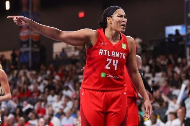 4-time All-Star Brionna Jones injures meniscus playing overseas