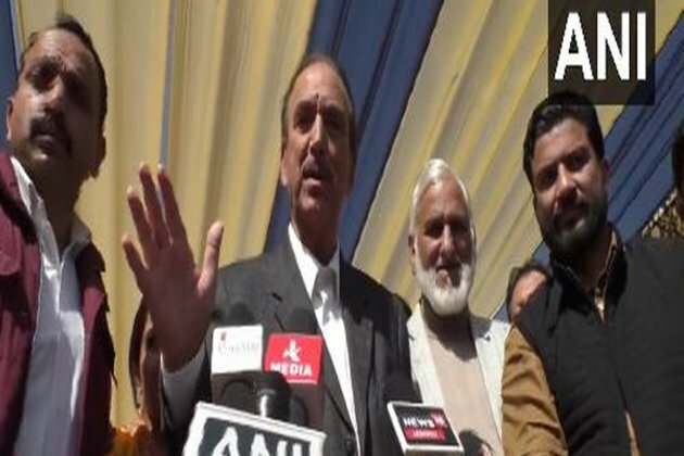 "This isn't good for democracy," says Ghulam Nabi Azad on Rahul Gandhi's disqualification