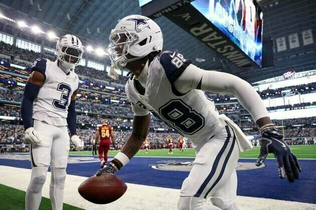 Cowboys roll past Commanders, who lose Jayden Daniels