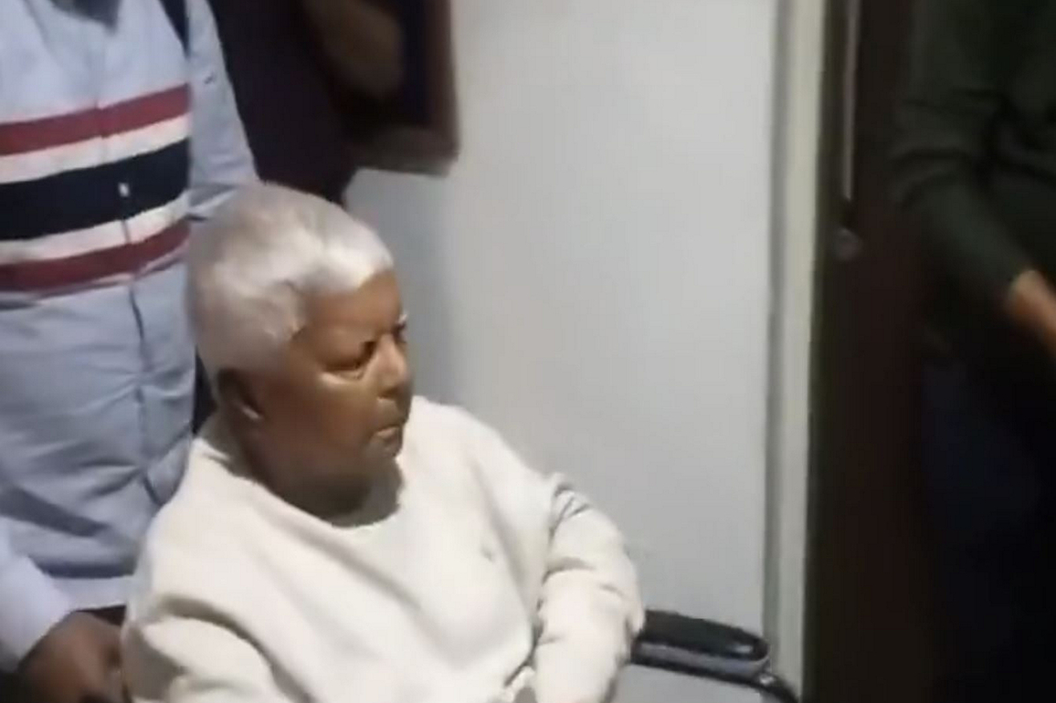 Delhi Court frames charges against Lalu Prasad Yadav, Rabri Devi in land-for-job CBI case