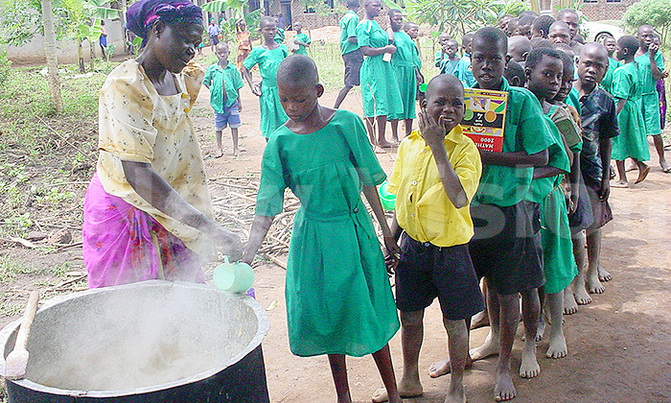 Education minister urges parents on school feeding Education minister urges parents on school feeding