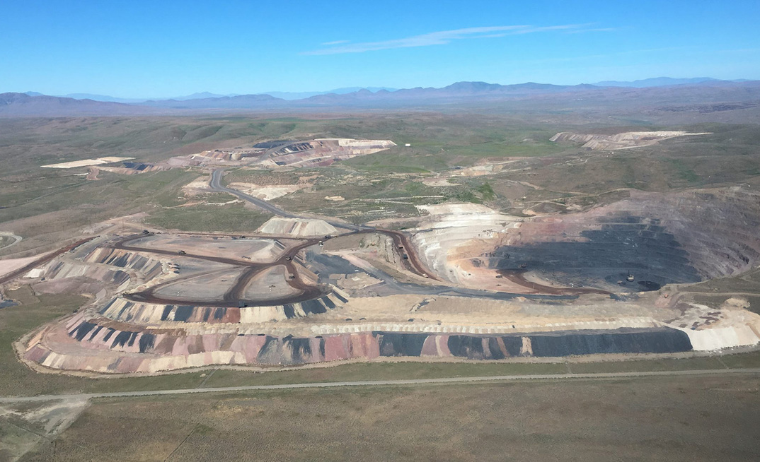 Newmont-Barrick feud heats up