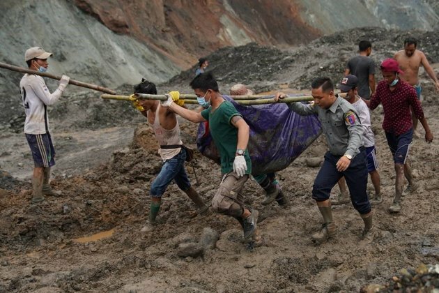 More than 100 dead in Myanmar jade mine landslide