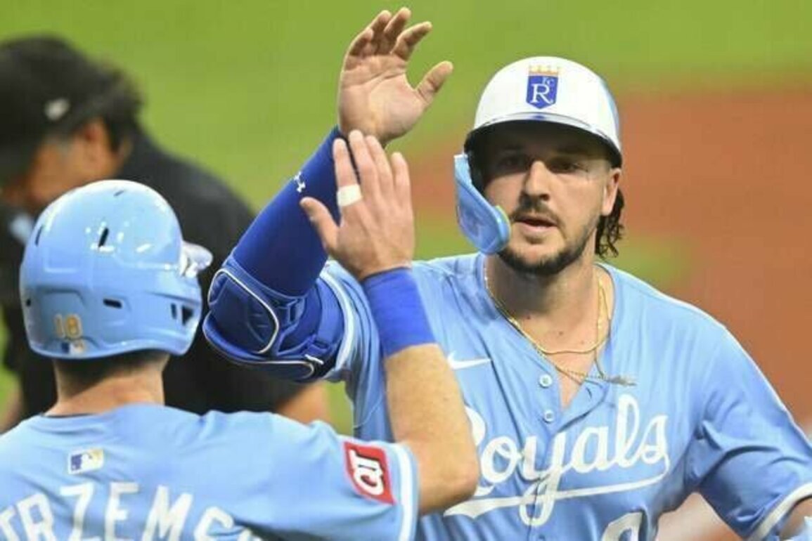 C.J. Kayfus' 8th-inning blast seals Guardians' series win over Royals