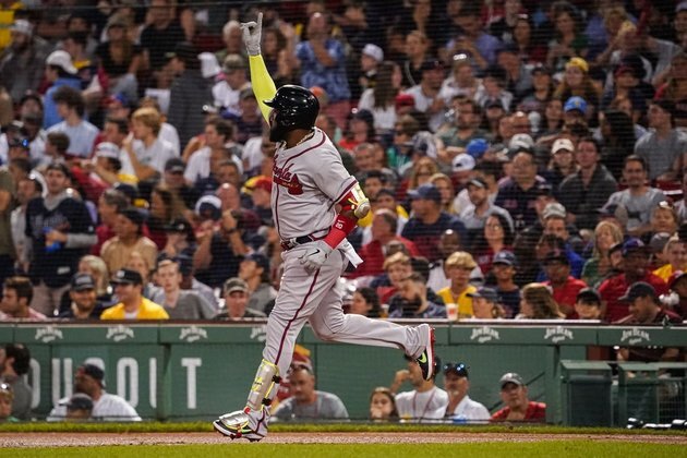 Powerful showing allows Braves to sweep Red Sox