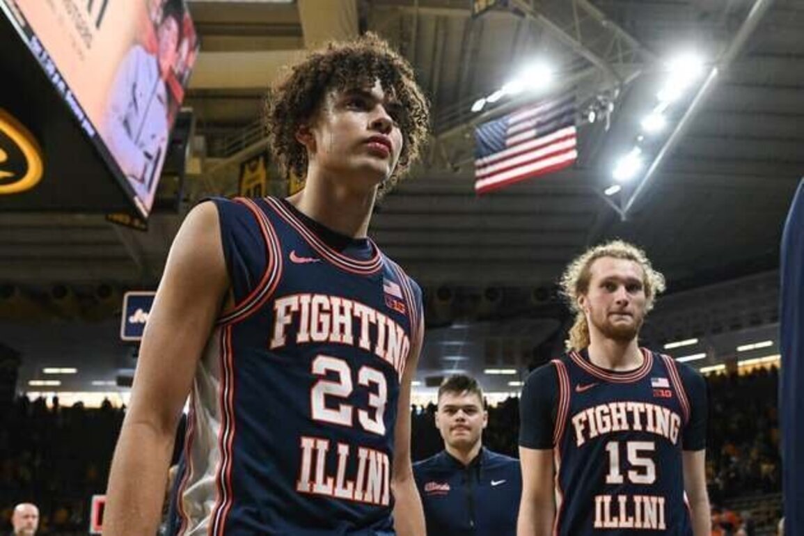 Minnesota faces former recruit Keaton Wagler, No. 13 Illinois