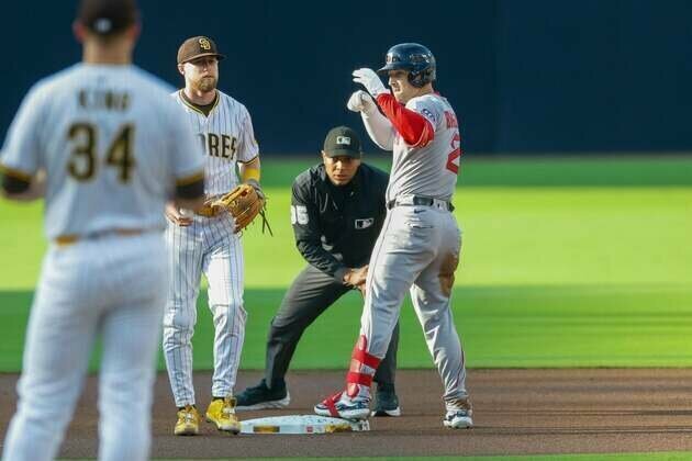 Ramon Laureano's RBI single in 10th lifts Padres past Red Sox