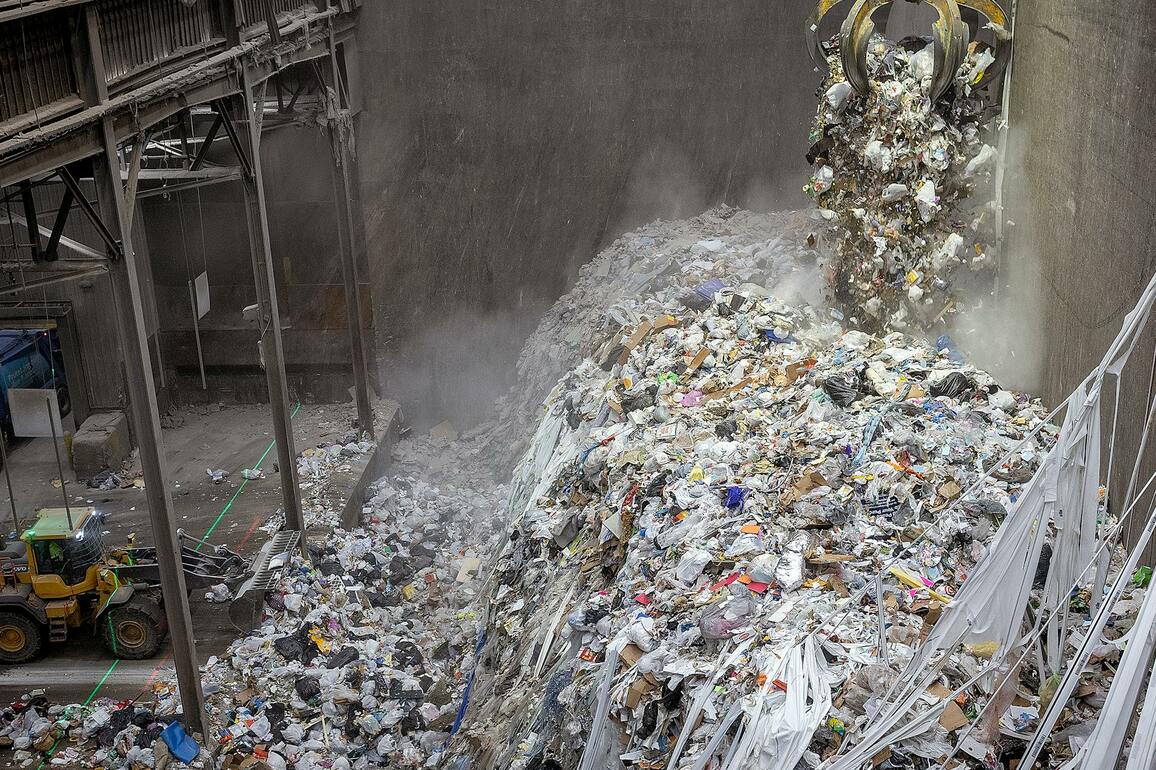 Minnesota burns electronics. Better e-waste policies can change that.