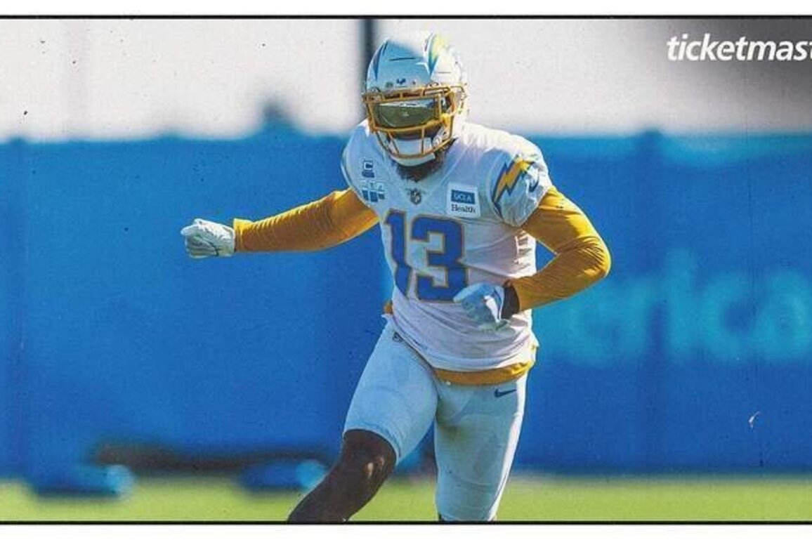 3 Chargers Players to Watch Against Titans in Week 9