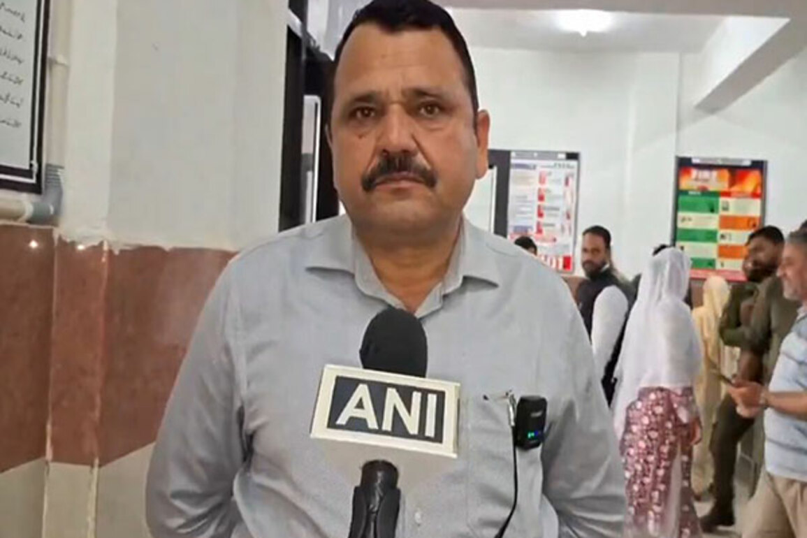J-K: Two casualties, 35 injured in accident in Poonch