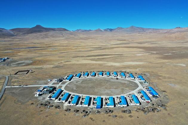 Delivering convenience of modern life to doorsteps of Tibetan farmers, herders