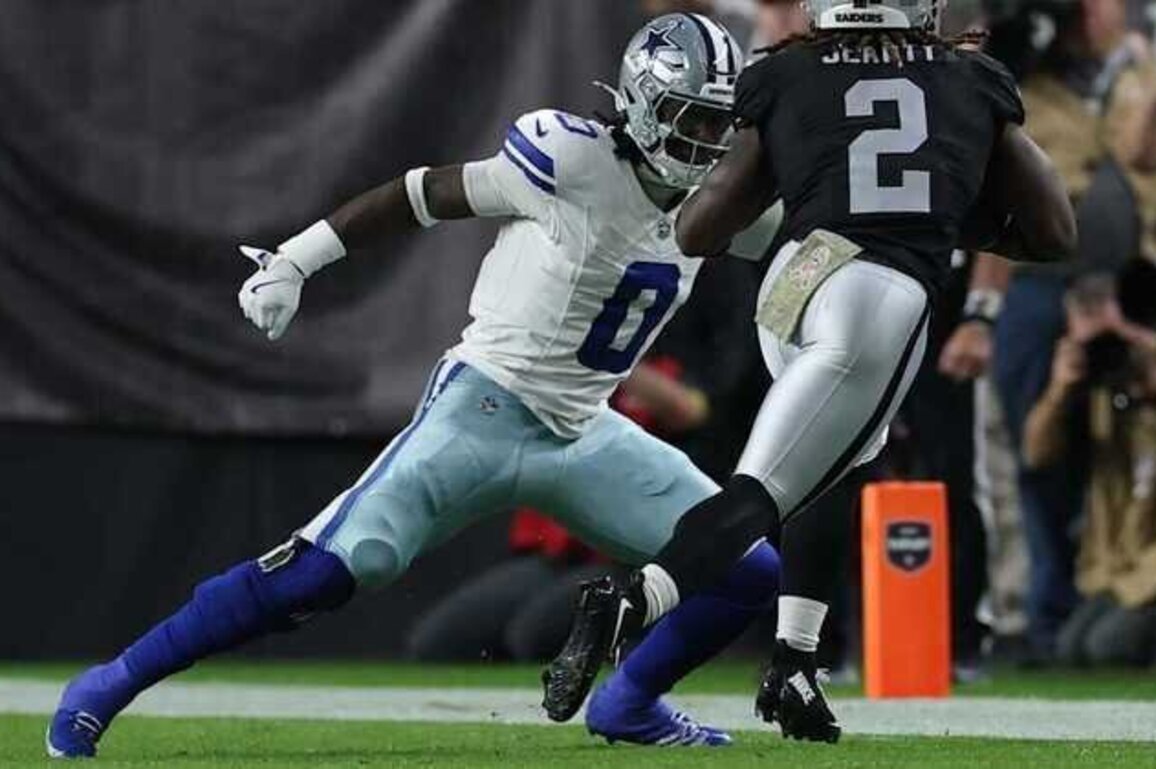 Updates: Putting the 0 in D-Mo; Pickens shines