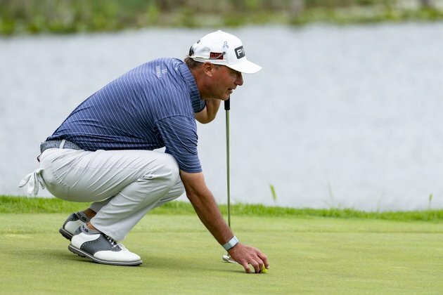 Three share first-round lead in Hoag Classic