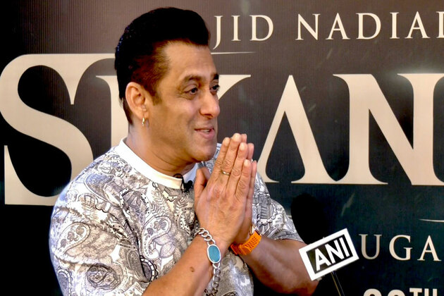 "Nahin chahiye humko controversy": Salman Khan says he doesn't want controversy around 'Sikandar'