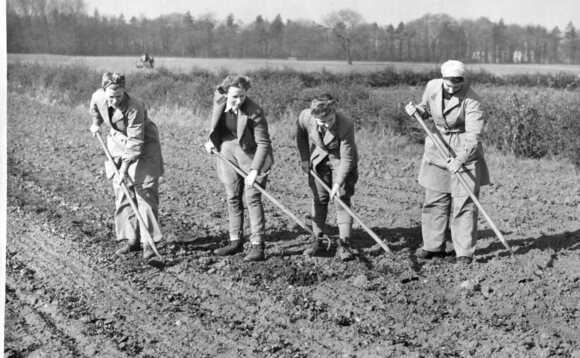 Women s history month classic 195 580x358.jpg