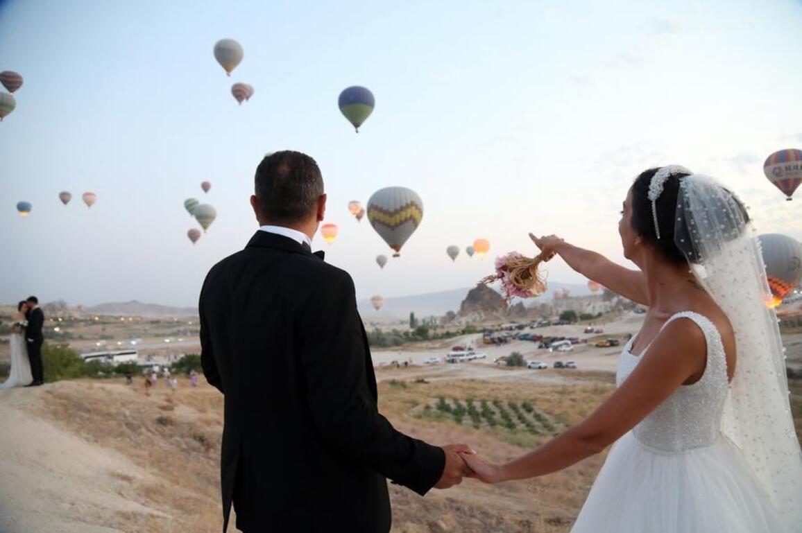 Foreign wedding travelers help boost Turkish economy