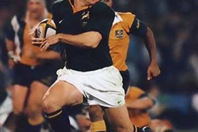 Pat Symcox saddened by death of &#039;hero&#039; James Small
