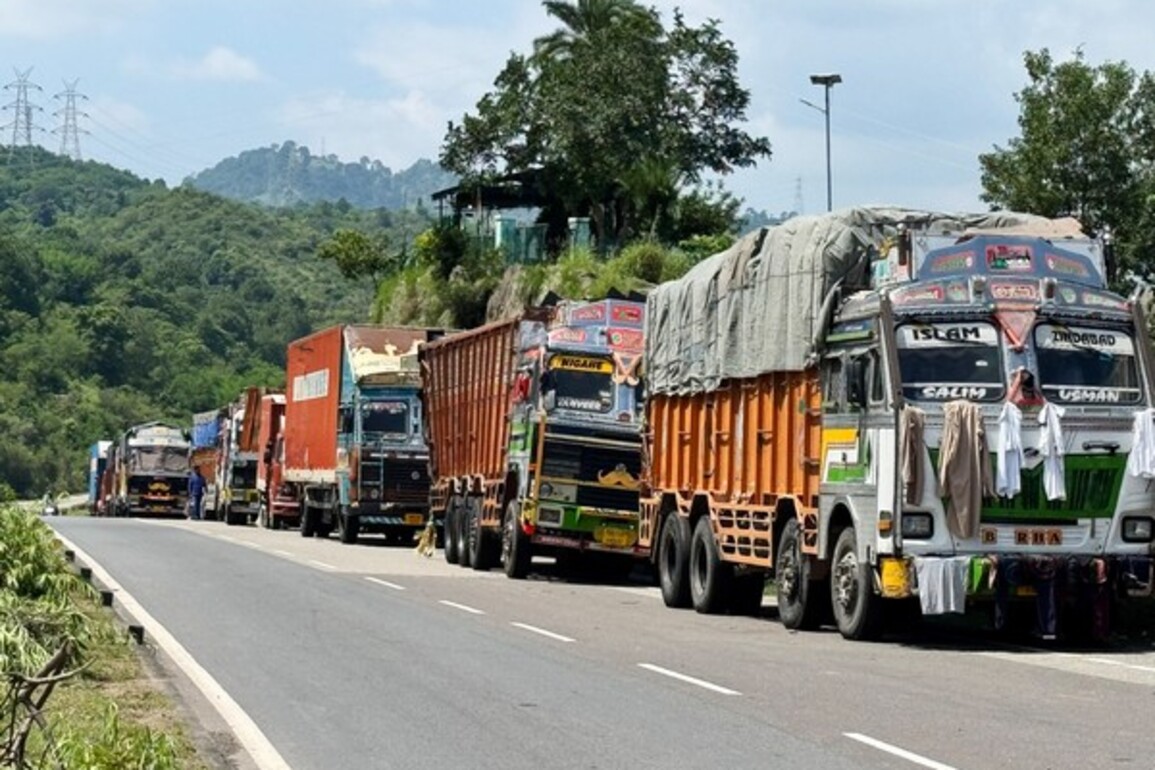 Floods disrupt road connectivity in J-K; Poonch, Doda among worst hit