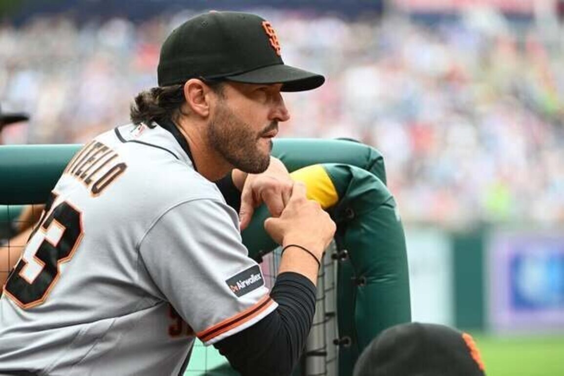 Giants seek better outcome at home against similarly inconsistent Padres