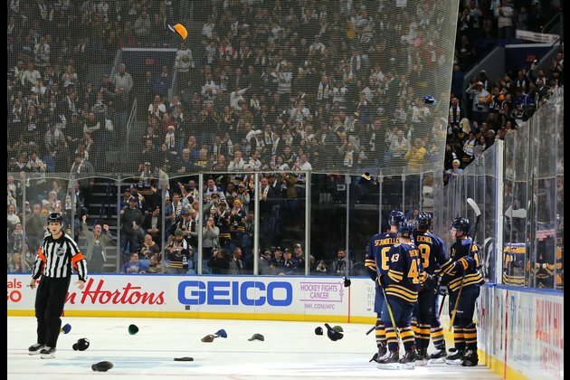 Sabres sign 2018 draftee Samuelsson