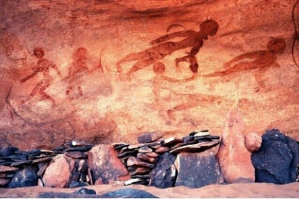 Tassili n'Ajjer (Algeria): Is there a presence of extraterrestrial in the city of Sefar?