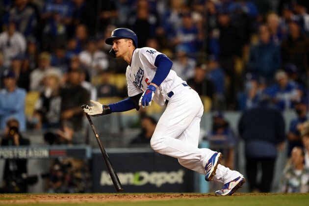 Reports: Rangers reach 10-year, $325M deal with Corey Seager