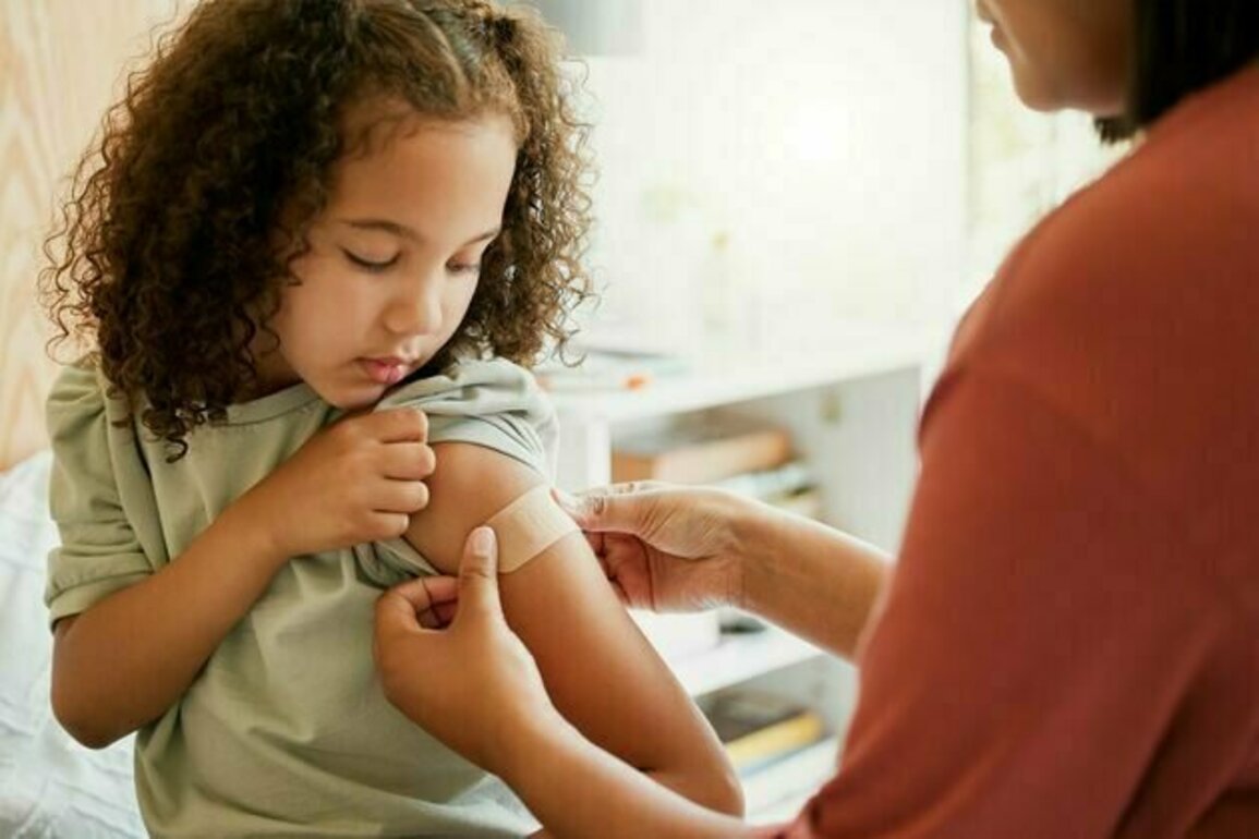 Can Florida really end vaccine mandates? What would this mean for the US and countries like Australia?