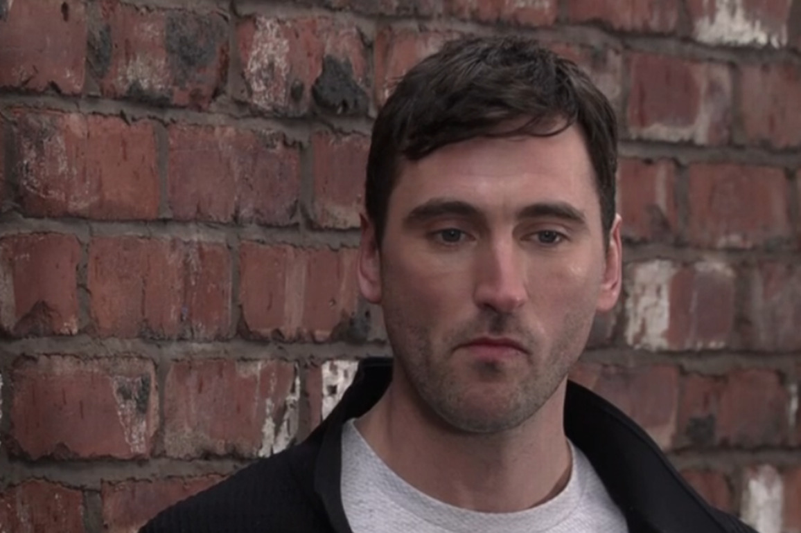 Coronation Street fans 'work out' what Mick has got on Kit and Sarah should be worried