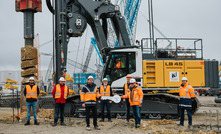  Handing over the key of the new LB 45 (left to right): Joshi Trümer (Kurt Motz), Thomas Markus (Kurt Motz), Christopher Dona (Liebherr), Sascha Bechter (Liebherr), Michael Hammer (Liebherr), Wolfgang Bucher (Kurt Motz), Stefan Koerbl (Liebherr)