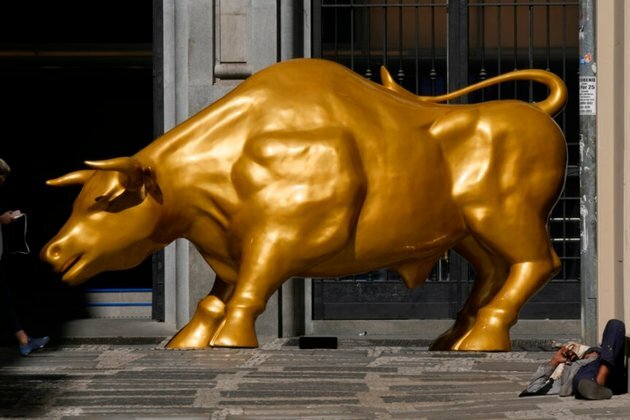 Golden Stock Exchange Bull, Set Amid Brazil Poverty, Gone in a Week