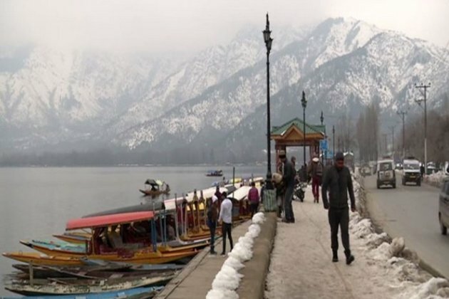 Jammu and Kashmir: Tourist influx increased after snowfall